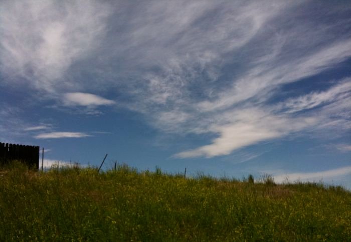 casper-sky-and-fence3